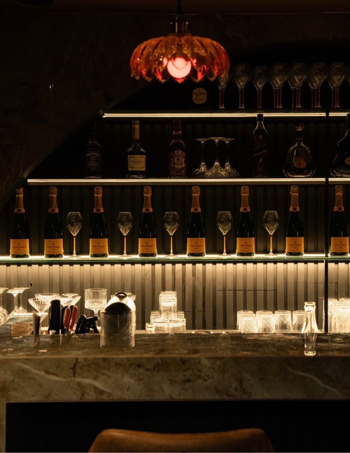 Le bar du lounge Saint-Cyr